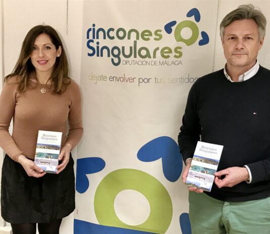Diputación presenta una nueva publicación del libro de Rincones Singulares de la provincia La guía, que puede descargarse gratuitamente en formato digital, recoge 60 espacios de especial belleza o atractivo de Málaga.