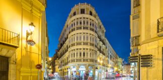 El turismo extrahotelero crece más de un 144% en Málaga