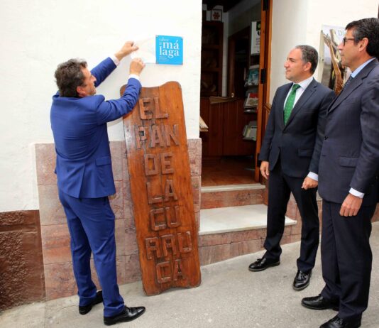 La Curruca de Coín ya tiene su placa ‘Sabor a Málaga’