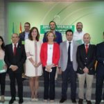 La Junta aplica un nuevo acuerdo de colaboración con los GDR para conseguir una mayor agilidad en la tramitación de ayudas. Carmen Ortiz ha presidido en Sevilla la firma de un convenio con los Grupos de Desarrollo Rural para la gestión de los incentivos del marco 2014-2020.