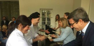 Entrega diplomas Universo Santi