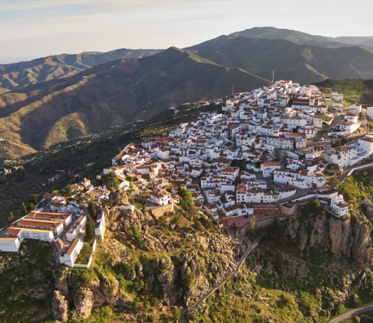comares