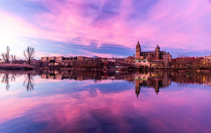 Salamanca,,Spain,-,February,20,,2022:,Salamanca,Skyline,View,With