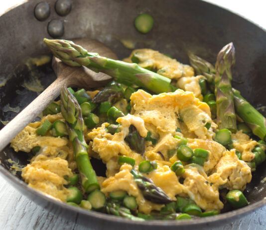El arte del revuelto: cinco recetas para hacer en casa
