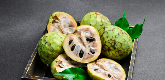 Chirimoya: la fruta tropical que seduce paladares