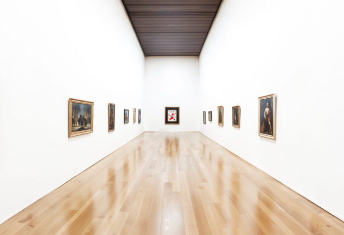 art-gallery-exhibition-with-paintings