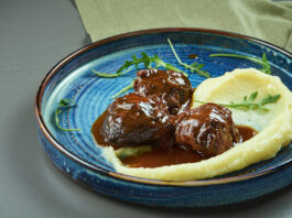 Las carrilleras, melosidad y tradición en la cocina española