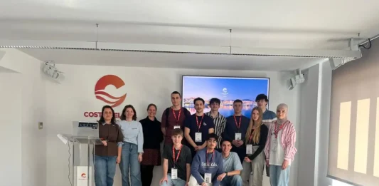Costa del Sol refuerza el turismo idiomático con presentaciones del destino a estudiantes y profesoras
