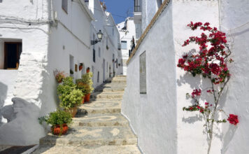 Pueblos de Málaga donde el tiempo camina despacio