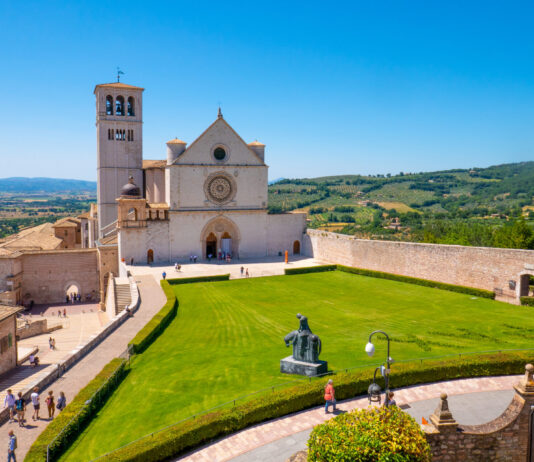 Seis pueblos de Umbría para descubrir este otoño